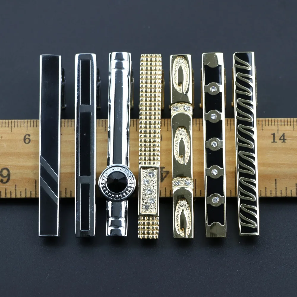 Fashion Clasp Wedding Gift Style Tie Clamp Pin Necktie Simple Clip Golden Jewel Men Metal Tie Clips
Fashion Clasp Wedding Gift Style Tie Clamp Pin Necktie Simple Clip Golden Jewel Men Metal Tie Clips
