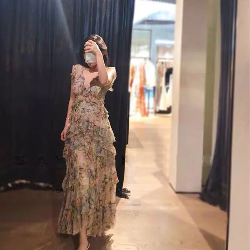 Lace Dress Real Polyester Ball Gown Print Vestido Longo Summer Dress 2019 New Laminated Sleeveless Printed Slimmaxi Woman
Lace Dress Real Polyester Ball Gown Print Vestido Longo Summer Dress 2019 New Laminated Sleeveless Printed Slimmaxi Woman