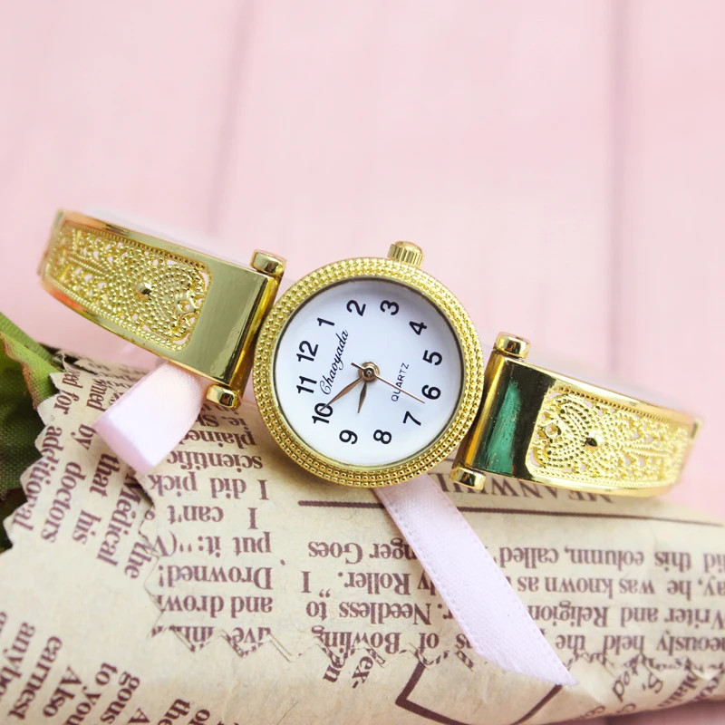 women ladies gold hollow fashion watch high quality quartz clock for girls romatic elegant gift watch casual wrist watch
women ladies gold hollow fashion watch high quality quartz clock for girls romatic elegant gift watch casual wrist watch