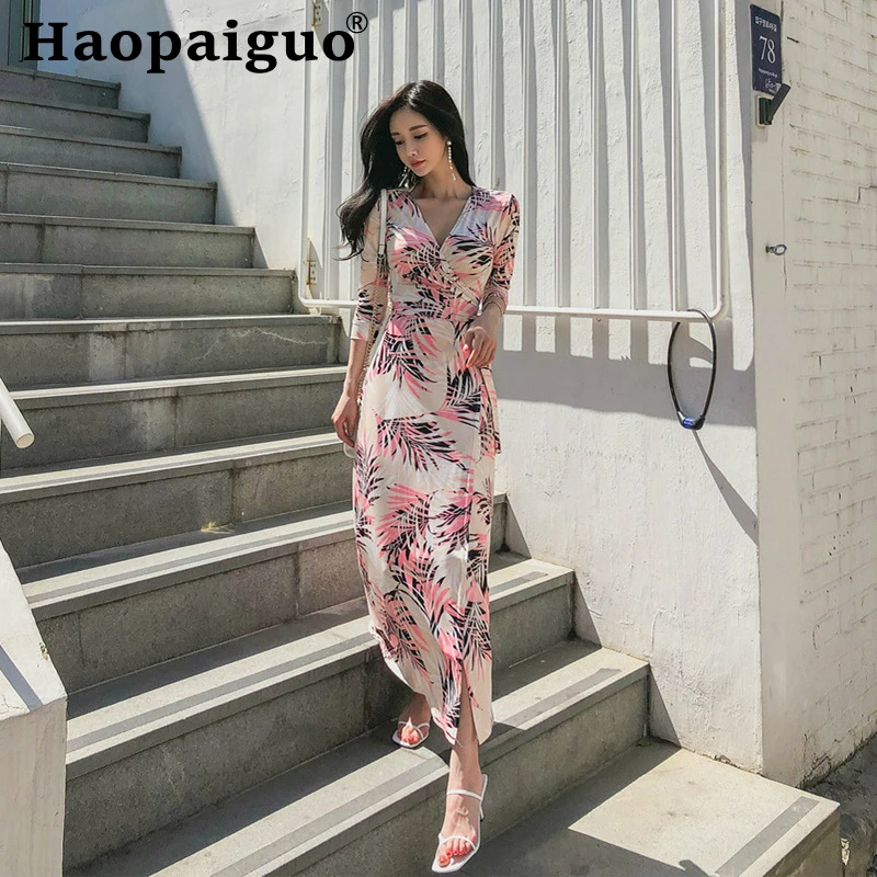 Big Size 2019 Summer Beach Dress Women Three Quarter Sashes Vacation Long Dress Women Korean Bodycon Wrap Print Floral Dresses
Big Size 2019 Summer Beach Dress Women Three Quarter Sashes Vacation Long Dress Women Korean Bodycon Wrap Print Floral Dresses