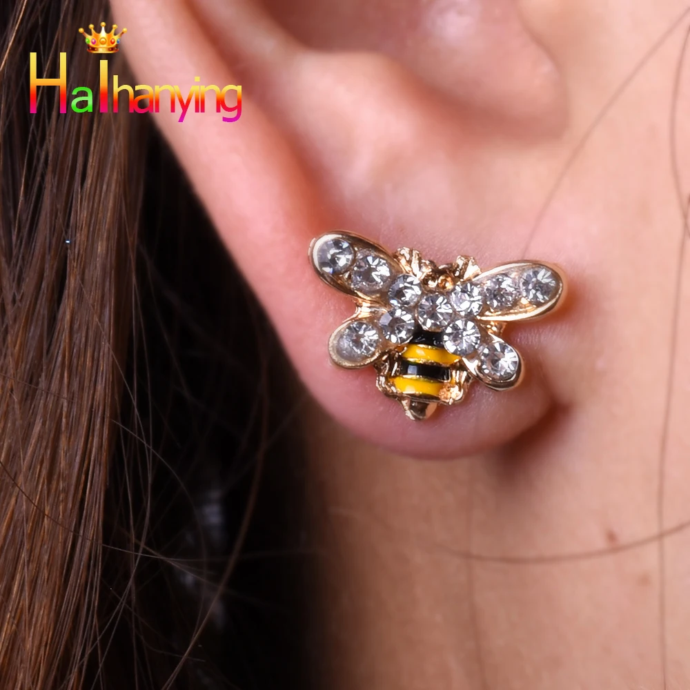 New Fashion Women Earrings animal Bee stud earrin Party wedding female jewelry Gold 2019 trend earrings Alloy unique lik
New Fashion Women Earrings animal Bee stud earrin Party wedding female jewelry Gold 2019 trend earrings Alloy unique lik