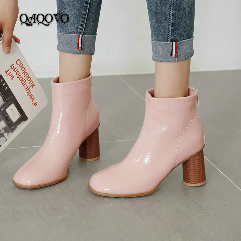 Square High Heels Ankle Boots Women Patent Leather Autumn Winter Fashion Zipper Boots Round Toe Ladies Shoes Black Beige Pink
Square High Heels Ankle Boots Women Patent Leather Autumn Winter Fashion Zipper Boots Round Toe Ladies Shoes Black Beige Pink