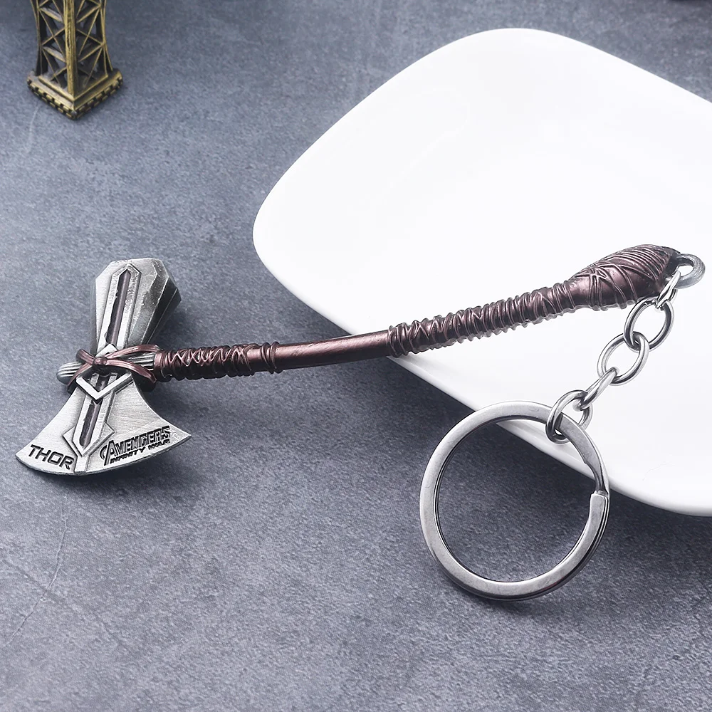 Weapon Stormbreaker Hammer Keychain Man Jewelry Fans Gift Fashion Car Bag Metal Pendant Accessories
Weapon Stormbreaker Hammer Keychain Man Jewelry Fans Gift Fashion Car Bag Metal Pendant Accessories