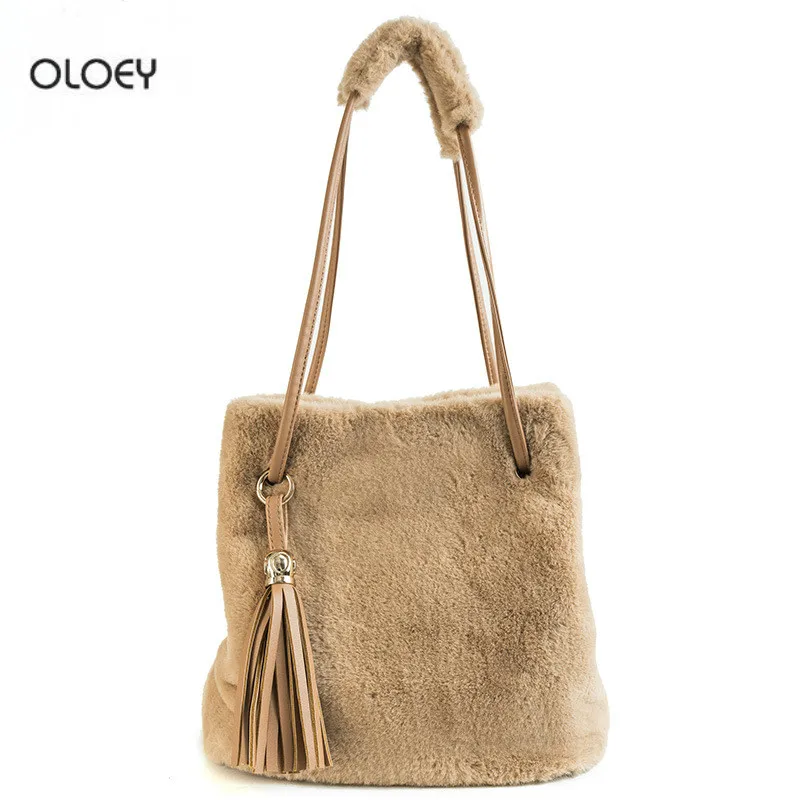 OLOEY 2018 autumn winter new women's plush bag versatile fashion shoulder bag fur large capacity shoulder strap bucket bag
OLOEY 2018 autumn winter new women's plush bag versatile fashion shoulder bag fur large capacity shoulder strap bucket bag