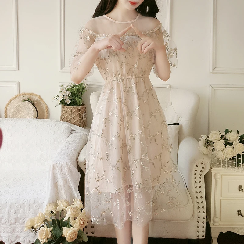 Summer Sweet Princess Dress Embroidered Floral Style Word Collar Sexy Off Shoulder Temperament Floral Dress Women Party Dresses
Summer Sweet Princess Dress Embroidered Floral Style Word Collar Sexy Off Shoulder Temperament Floral Dress Women Party Dresses