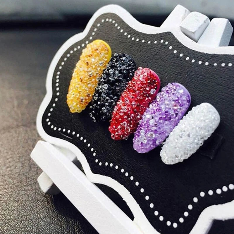 Approx.2880pcs 1.2mm Zircon Nail Rhinestones Nail Art Micro Rhinestones Mini Nail Rhinestones DIY Manicure Decorations Cosmetics
Approx.2880pcs 1.2mm Zircon Nail Rhinestones Nail Art Micro Rhinestones Mini Nail Rhinestones DIY Manicure Decorations Cosmetics