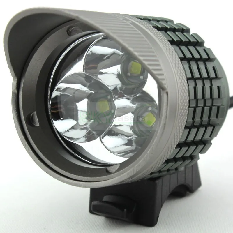 2 in 1 UniqueFire 005 3 x XM-L T6 LED 3-Mode Bicycle Bike Light 4000 Lumen Headlight Headlamp with Battery Pack & Charger
2 in 1 UniqueFire 005 3 x XM-L T6 LED 3-Mode Bicycle Bike Light 4000 Lumen Headlight Headlamp with Battery Pack & Charger
