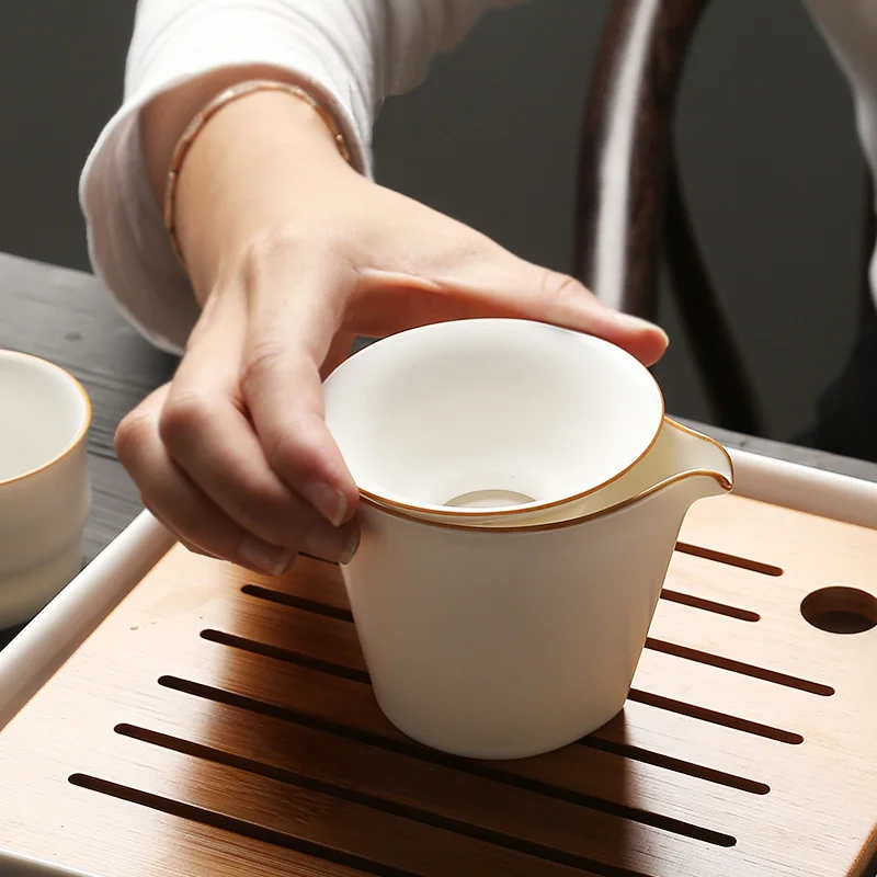 Japanese Style Tea Filter holder Kit Boutique Handmade Ceramics Kung Fu Set White Porcelain Coffee Strainer with Screen | Дом и сад