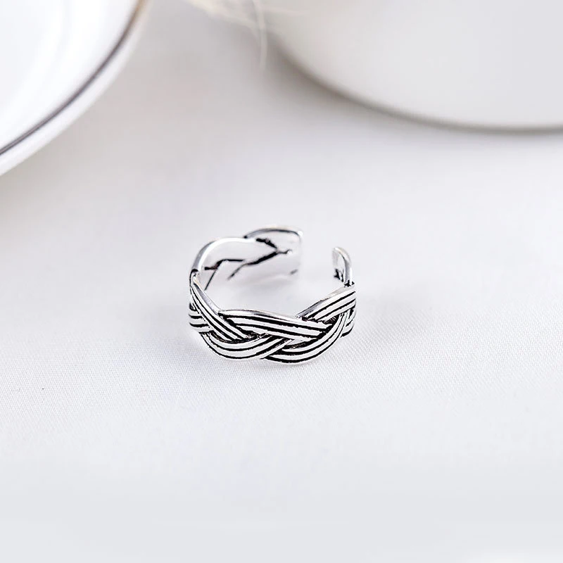 YAOLOGE 925 Sterling Silver Rings New Fashion Retro Woven Open Rings Thai Silver Exquisite Ladies Fashion Jewelry Wholesale
YAOLOGE 925 Sterling Silver Rings New Fashion Retro Woven Open Rings Thai Silver Exquisite Ladies Fashion Jewelry Wholesale