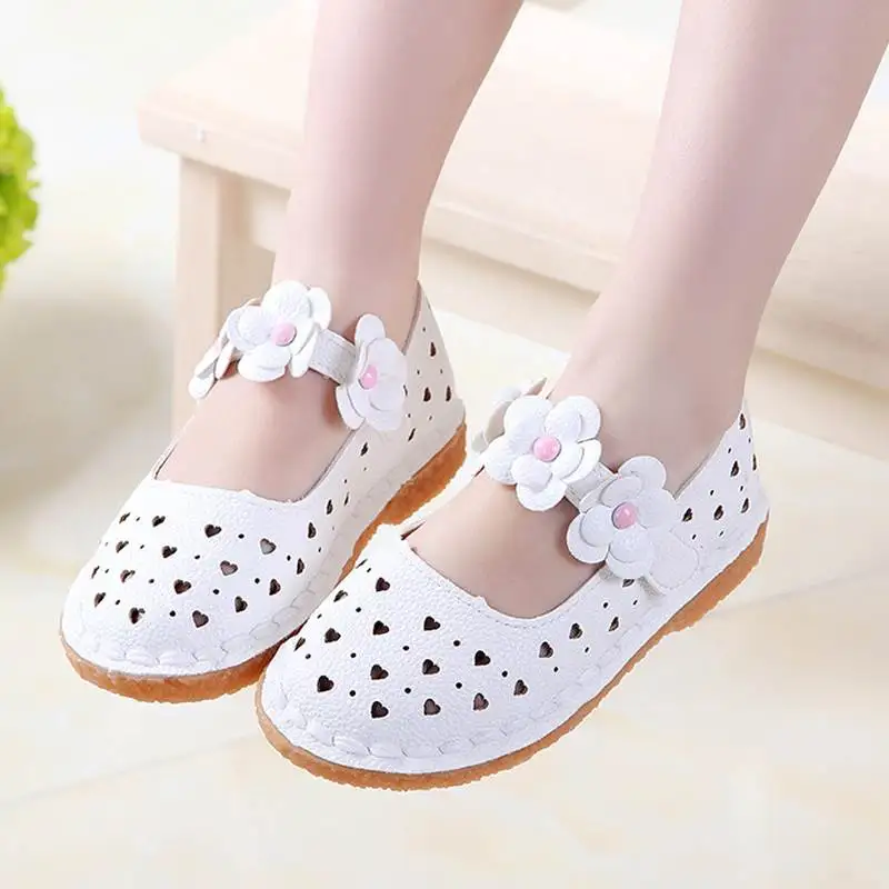 Spring summer new girls shoes fashion flowers girl hollow princess single shoes children Wedding party dance shoes girls sandals
Spring summer new girls shoes fashion flowers girl hollow princess single shoes children Wedding party dance shoes girls sandals