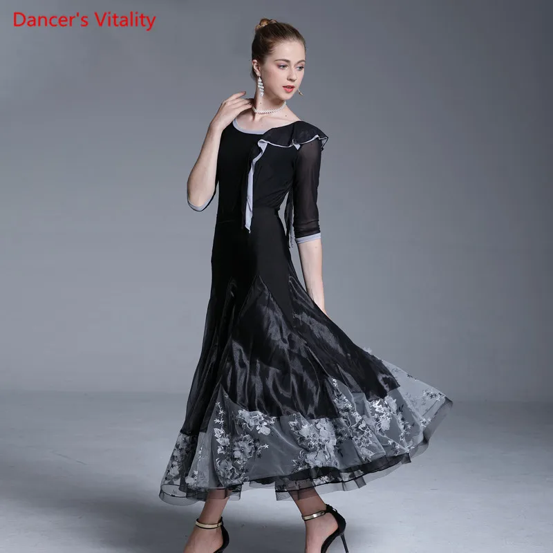 Ballroom Dance Suit Lady's Elastic Ice Silk Half Sleeves Tops+Embroider Skirt For Women Ballroom Latin Competition Costumes
Ballroom Dance Suit Lady's Elastic Ice Silk Half Sleeves Tops+Embroider Skirt For Women Ballroom Latin Competition Costumes