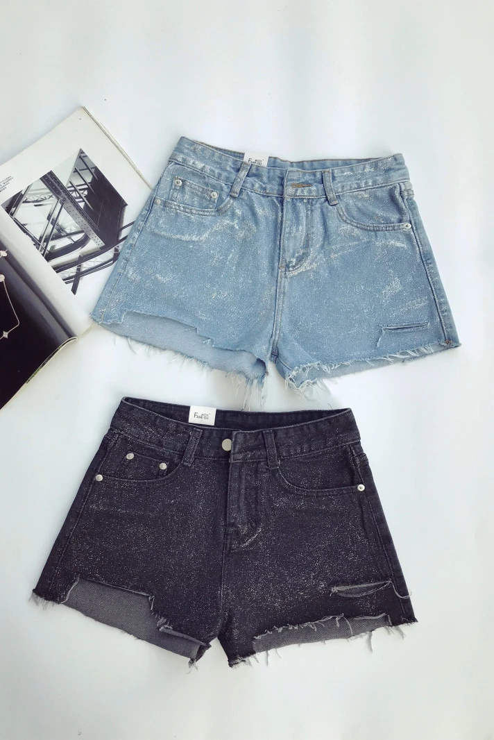 Cheap Wholesale 2019 New Summer Hot Selling Women's Fashion Casual Sexy Denim Shorts OuterwearXC15
Cheap Wholesale 2019 New Summer Hot Selling Women's Fashion Casual Sexy Denim Shorts OuterwearXC15