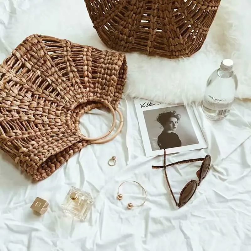 NEW Summer Women Durable Weave big Beach Bag Shoulder Bag Casual Round Rattan Straw Bags Bohemia Style Travel Bag INS Popular
NEW Summer Women Durable Weave big Beach Bag Shoulder Bag Casual Round Rattan Straw Bags Bohemia Style Travel Bag INS Popular