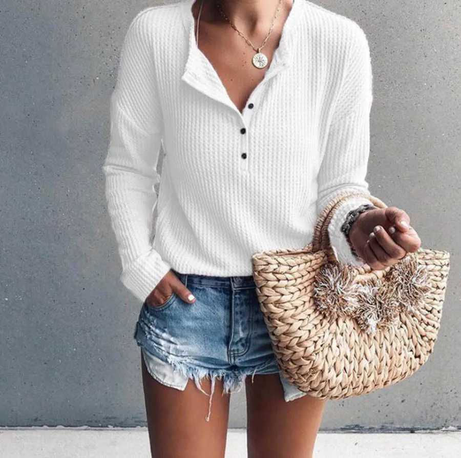 Autumn & Winter Large Size Button Long-sleeved Women's Clothing Knit Skin-friendly Solid Color T-shirt Lady Multi-color Optional
Autumn & Winter Large Size Button Long-sleeved Women's Clothing Knit Skin-friendly Solid Color T-shirt Lady Multi-color Optional