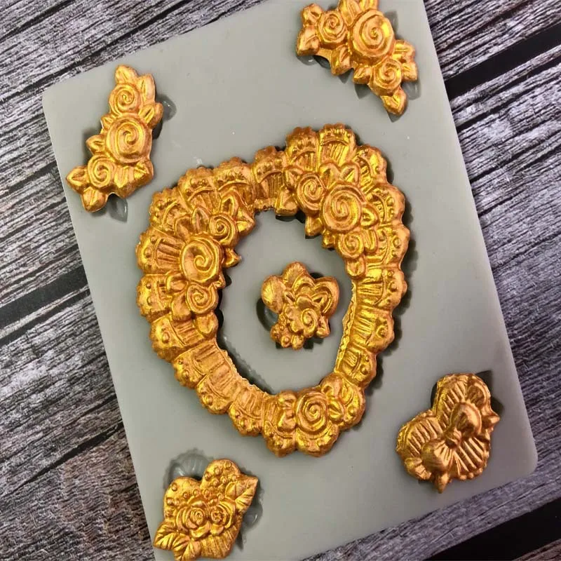 European style retro embossed silicone fudge mold Sugarcraft DIY cake decoration tool chocolate syrup mold
European style retro embossed silicone fudge mold Sugarcraft DIY cake decoration tool chocolate syrup mold