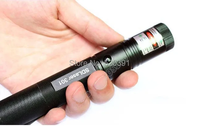AAA NEW High Power Military 500W 500000M 532nm Green Laser Pointers Flashlight Light Burning Match,Burn Cigarettes Hunting
AAA NEW High Power Military 500W 500000M 532nm Green Laser Pointers Flashlight Light Burning Match,Burn Cigarettes Hunting