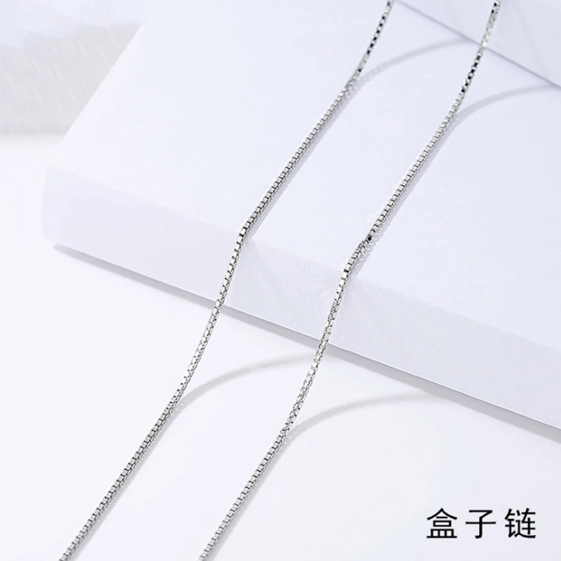 Lo Paulina 925 Sterling Silver Classic Box chain For Woman 40cm/45cm 0.65/0.8mm Chain Necklace LPN002
Lo Paulina 925 Sterling Silver Classic Box chain For Woman 40cm/45cm 0.65/0.8mm Chain Necklace LPN002