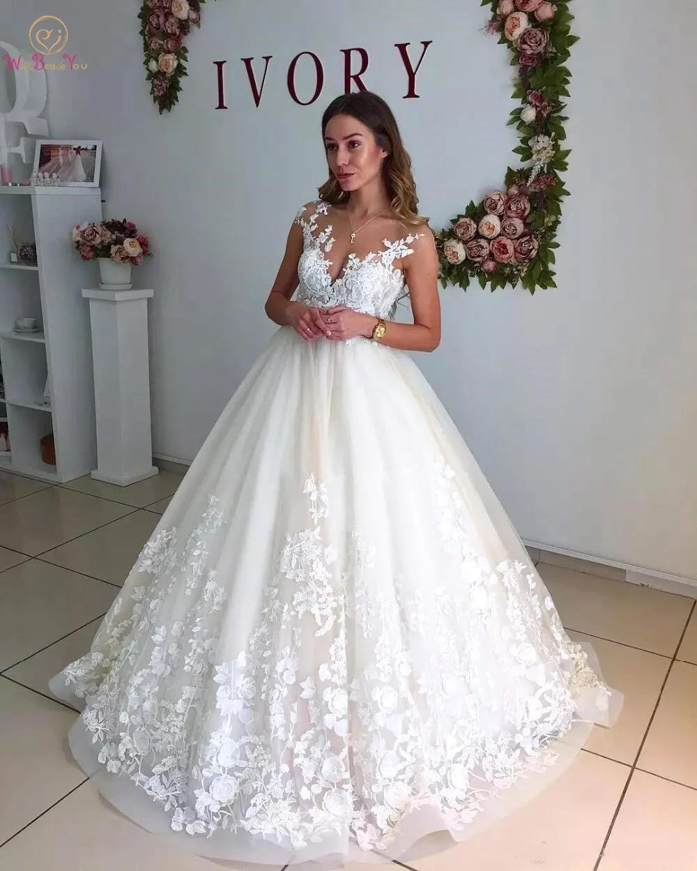 2020 Pregnant Wedding Dresses Elegant Lace Sheer Neck Capped Sleeve Maternity Backless Plus Size Customize Bridal Ball Gown
2020 Pregnant Wedding Dresses Elegant Lace Sheer Neck Capped Sleeve Maternity Backless Plus Size Customize Bridal Ball Gown