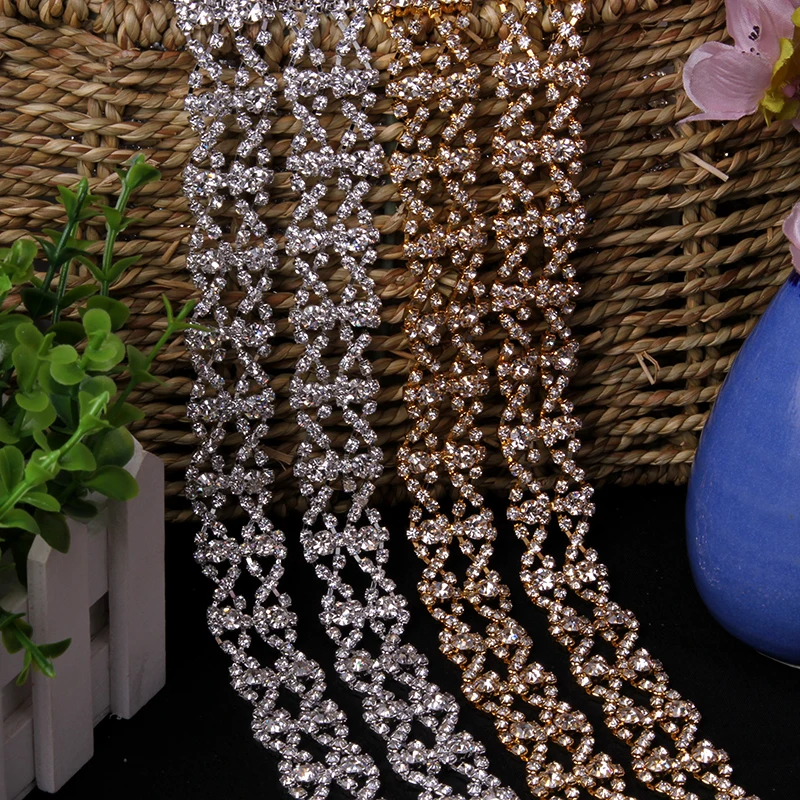 1 yard 2.5 cm Crystal Rhinestone Chain Trims for Dress DIY Necklace Neckline of Dress Swimwear Shirt Costume Belt Silver Gold
1 yard 2.5 cm Crystal Rhinestone Chain Trims for Dress DIY Necklace Neckline of Dress Swimwear Shirt Costume Belt Silver Gold