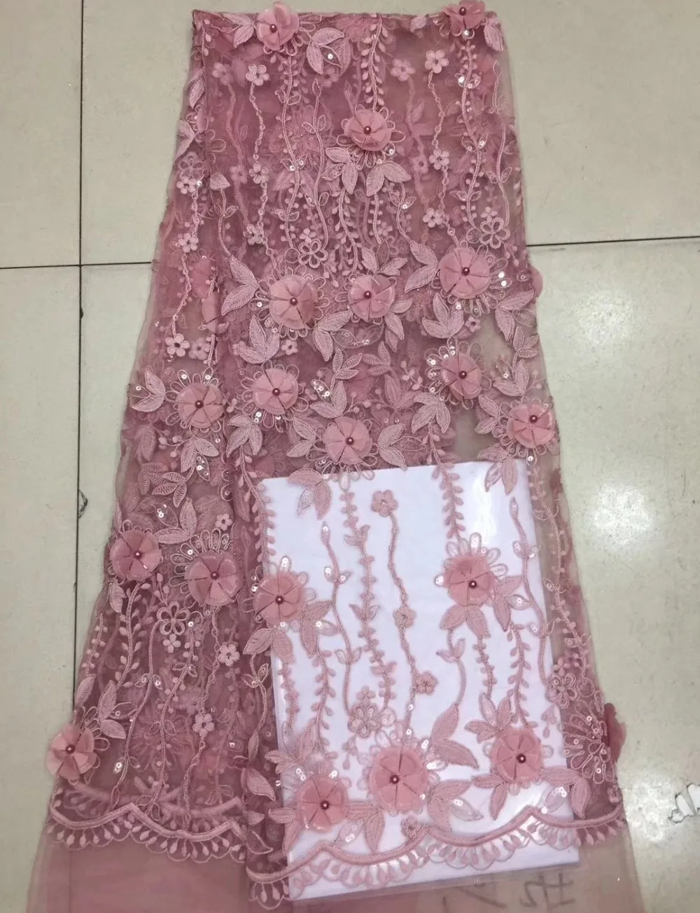 Embroidered Tulle Lace Fabric 9 colors with sequins African French Lace Fabric For Party dress ML7118
Embroidered Tulle Lace Fabric 9 colors with sequins African French Lace Fabric For Party dress ML7118