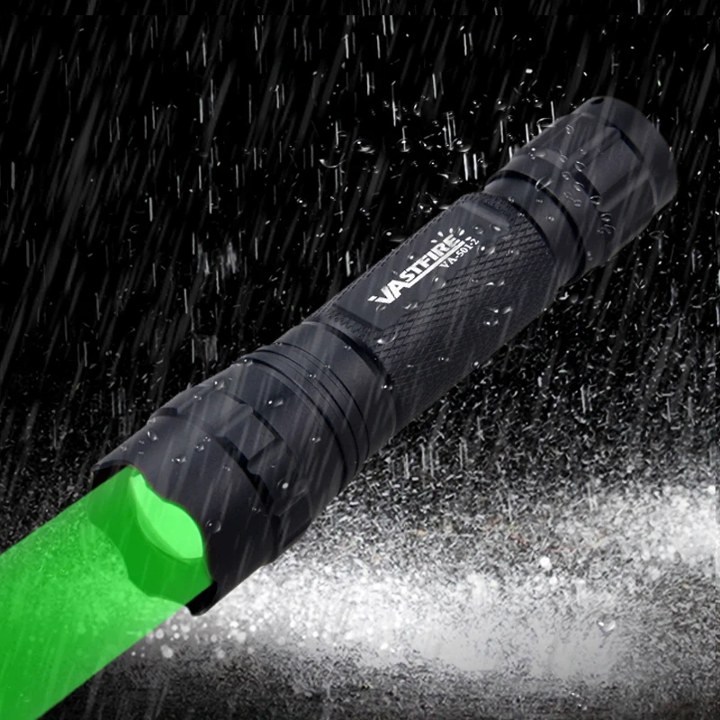 LED Tactical Gun Flashlight Q5 Green Hunting Torch lantern 20mm Rail Airsoft Rifle Scope Mount 18650 battery USB Charger
LED Tactical Gun Flashlight Q5 Green Hunting Torch lantern 20mm Rail Airsoft Rifle Scope Mount 18650 battery USB Charger