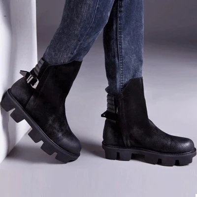 Genuine Leather men ankle Boots round Toe Breathable black Dress Oxford For Men fashion zip low heel shoes
Genuine Leather men ankle Boots round Toe Breathable black Dress Oxford For Men fashion zip low heel shoes