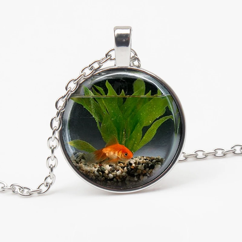 Fashion necklace goldfish aquarium round pendant men and women accessories pendant sweater chain gift for friends
Fashion necklace goldfish aquarium round pendant men and women accessories pendant sweater chain gift for friends