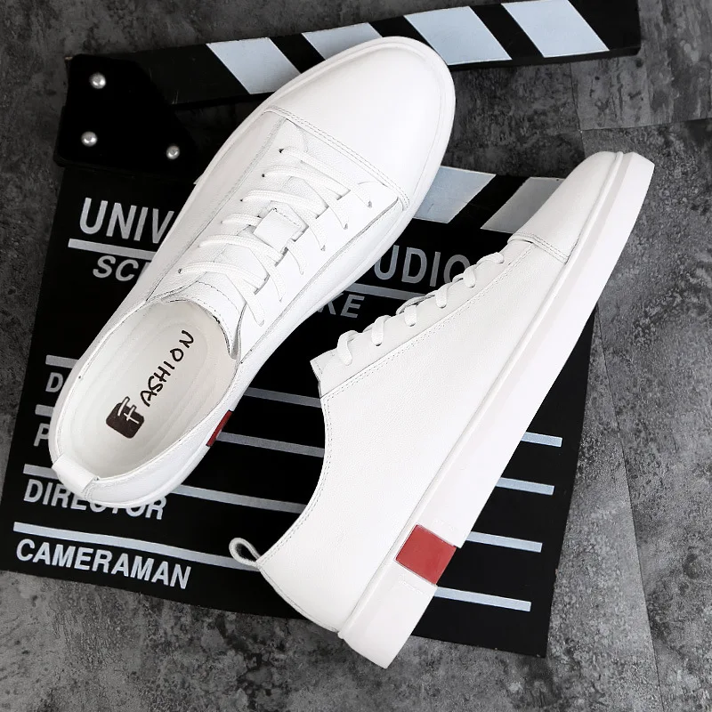 2019 New Shoes Men Casual Leather Flat Shoes Lace-up Low Top Spring Autumn White Comfortable Fashion Male soft Shoes U1-45
2019 New Shoes Men Casual Leather Flat Shoes Lace-up Low Top Spring Autumn White Comfortable Fashion Male soft Shoes U1-45