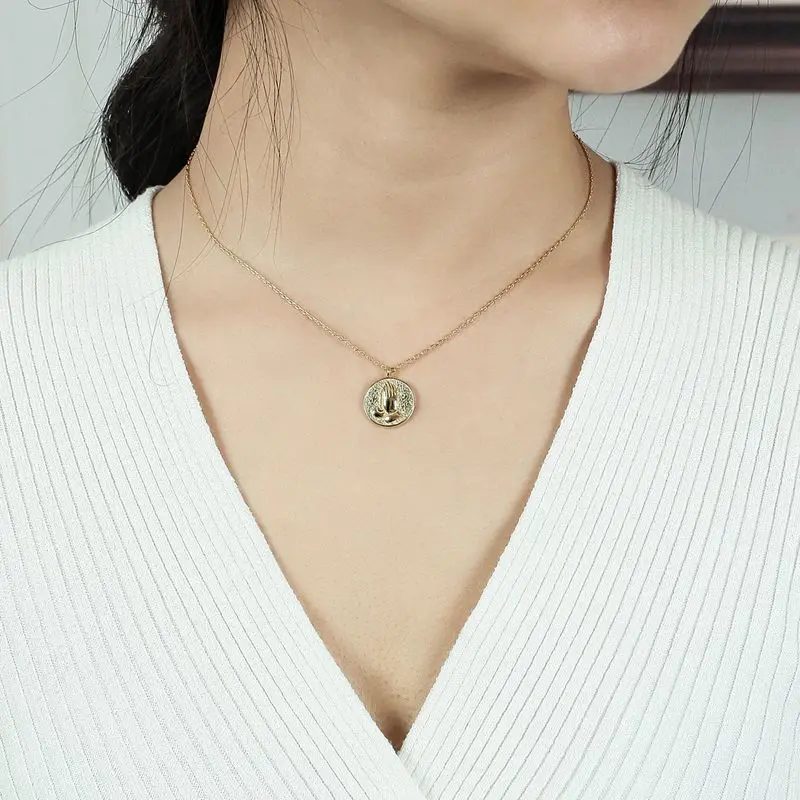 Фото Женское ожерелье из серебра 925 пробы Silvology золотистое круглое матовое с подвеской(Aliexpress на русском)