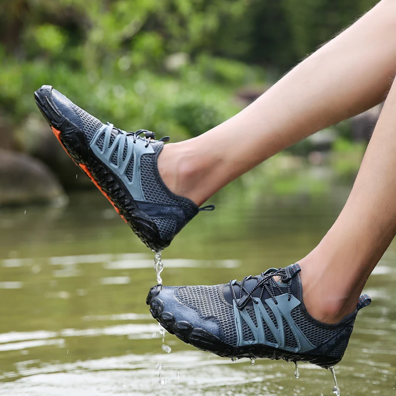 Aqua Shoes Summer Men Breathable Beach Slippers Wading Upstream Sandals Diving Socks Tenis Masculino
Aqua Shoes Summer Men Breathable Beach Slippers Wading Upstream Sandals Diving Socks Tenis Masculino