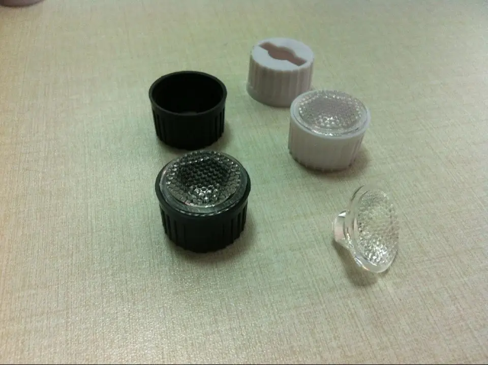 Free Shipping 10pcs 20mm 30 Degree Led optical lens transparent Bead Collimator lens with Black/White holder
Free Shipping 10pcs 20mm 30 Degree Led optical lens transparent Bead Collimator lens with Black/White holder