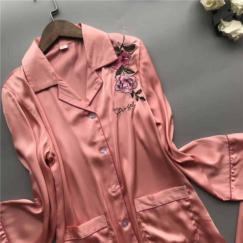 High-grade silk satin pajamas for women long sleeve spring autumn pijamas female sleepwear pijama set embroidery pyjama femme
High-grade silk satin pajamas for women long sleeve spring autumn pijamas female sleepwear pijama set embroidery pyjama femme