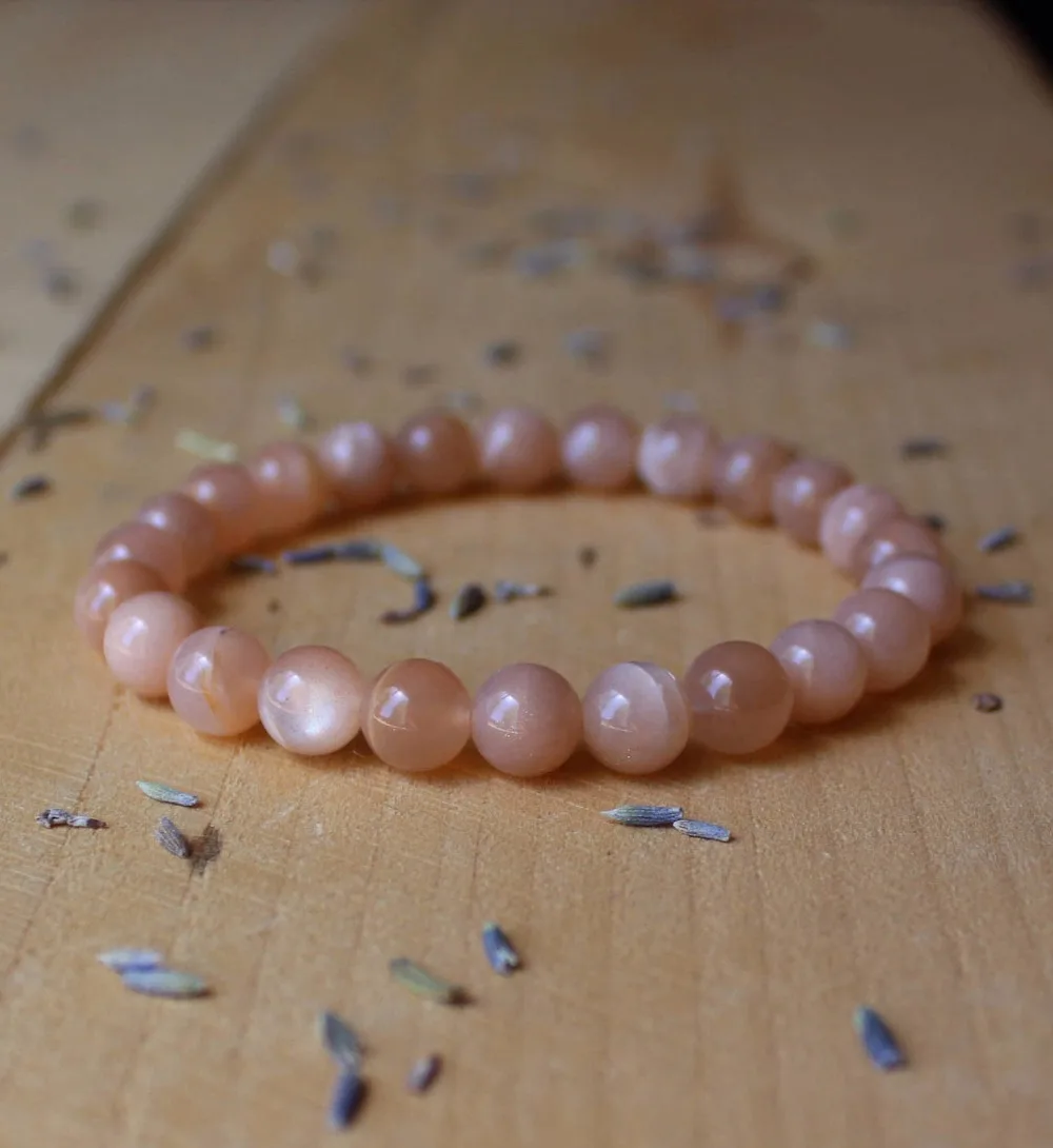 Fashion Sunstone Bracelet Natural Sunstone Crystal Bracelet Wrist Bracelets Meditation Yoga Mala jewelry Gifts for Men
Fashion Sunstone Bracelet Natural Sunstone Crystal Bracelet Wrist Bracelets Meditation Yoga Mala jewelry Gifts for Men