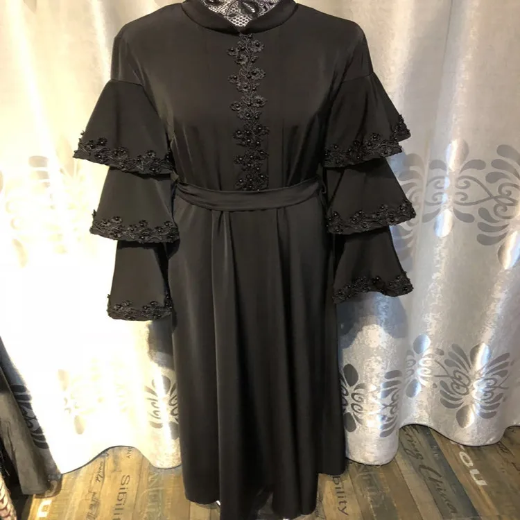 Elegant Muslim Beading Abaya Lace Full Dress Flare Ruffles Cardigan Kimono Long Robe Gowns Jubah Middle East Eid Ramadan Islamic
Elegant Muslim Beading Abaya Lace Full Dress Flare Ruffles Cardigan Kimono Long Robe Gowns Jubah Middle East Eid Ramadan Islamic
