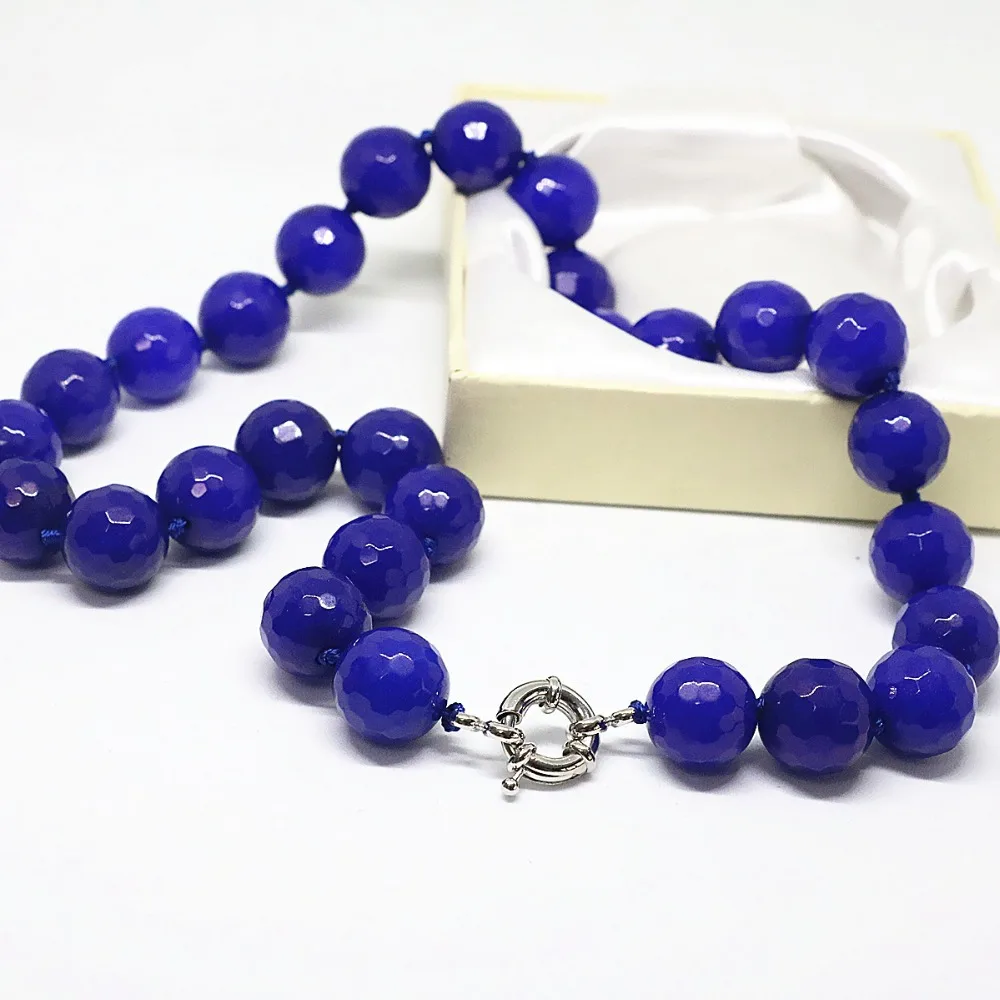 Blue lapis lazuli chalcedony jades faceted beads 14mm size for elegant women fashion chain necklace jewelry 18inch B1504
Blue lapis lazuli chalcedony jades faceted beads 14mm size for elegant women fashion chain necklace jewelry 18inch B1504