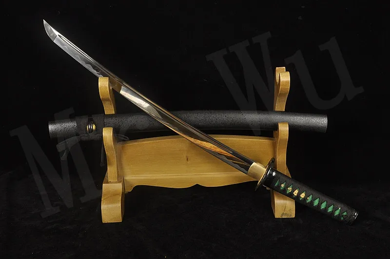 Japanese handmade Wakizashi katana Full Tang 1065 steel Alloy fittings samurai sword collection
Japanese handmade Wakizashi katana Full Tang 1065 steel Alloy fittings samurai sword collection