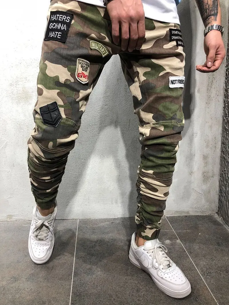 Men's Army Camouflage Jeans Regular Fit Stretch Cargo Pencil Pants Male Biker Pleated Slim Denim Trousers Badge Brand Design New
Men's Army Camouflage Jeans Regular Fit Stretch Cargo Pencil Pants Male Biker Pleated Slim Denim Trousers Badge Brand Design New