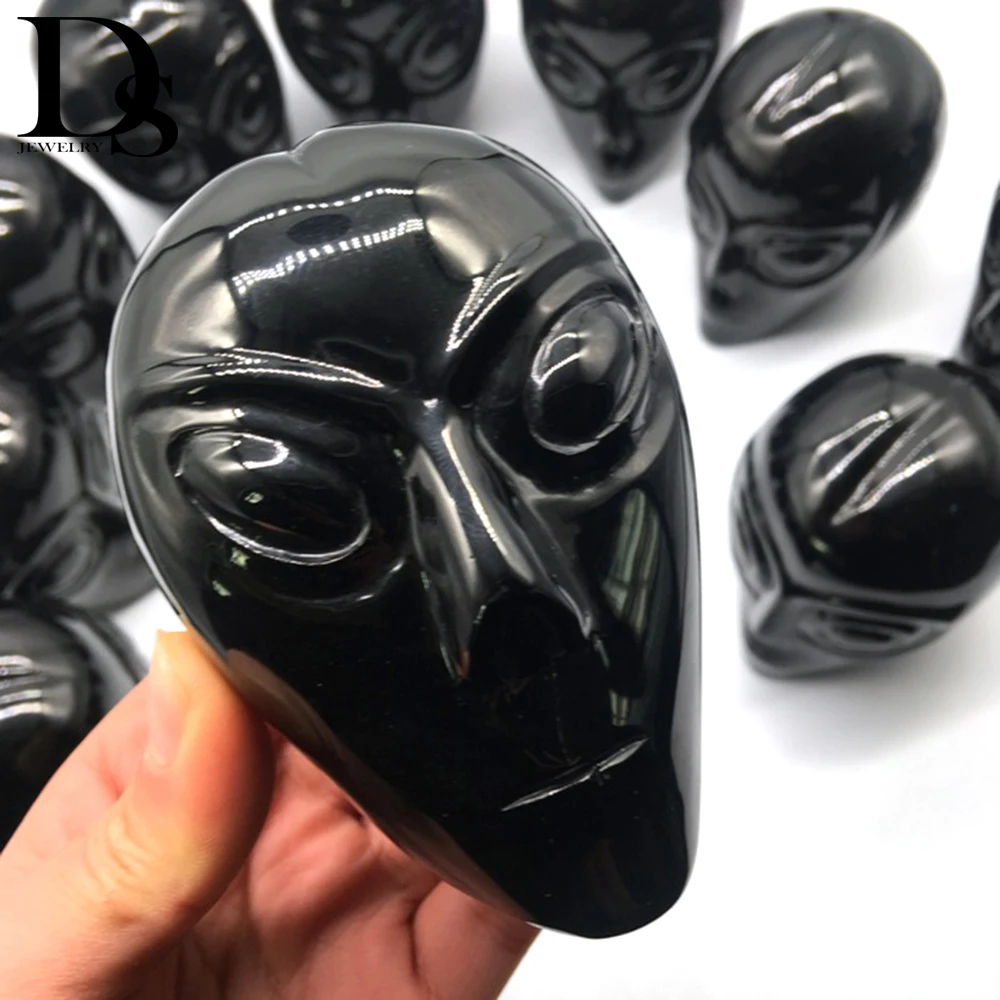 DS Natural Black Obsidian Alien Skull Hand Carved Quartz Crystal Skull Figurine Meditation Healing Crystal Stone Home Decoration
DS Natural Black Obsidian Alien Skull Hand Carved Quartz Crystal Skull Figurine Meditation Healing Crystal Stone Home Decoration