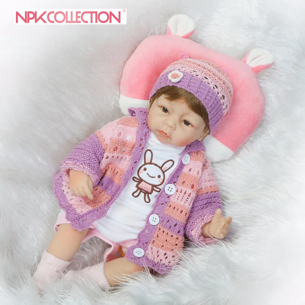 NPK 18" Reborn Silicone Reborn baby dolls With Cotton Body Dressed in Nice Sweater Lifelike newborn babies girls toys
NPK 18" Reborn Silicone Reborn baby dolls With Cotton Body Dressed in Nice Sweater Lifelike newborn babies girls toys