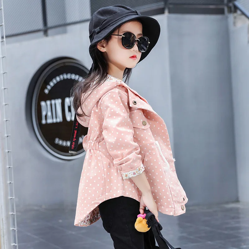 Girls Hooded Trench Coat Kids Spring Autumn Hooded Coat Child Fashion Trench Coat Baby Girls Polka Dot Pattern Candy Color Tops
Girls Hooded Trench Coat Kids Spring Autumn Hooded Coat Child Fashion Trench Coat Baby Girls Polka Dot Pattern Candy Color Tops