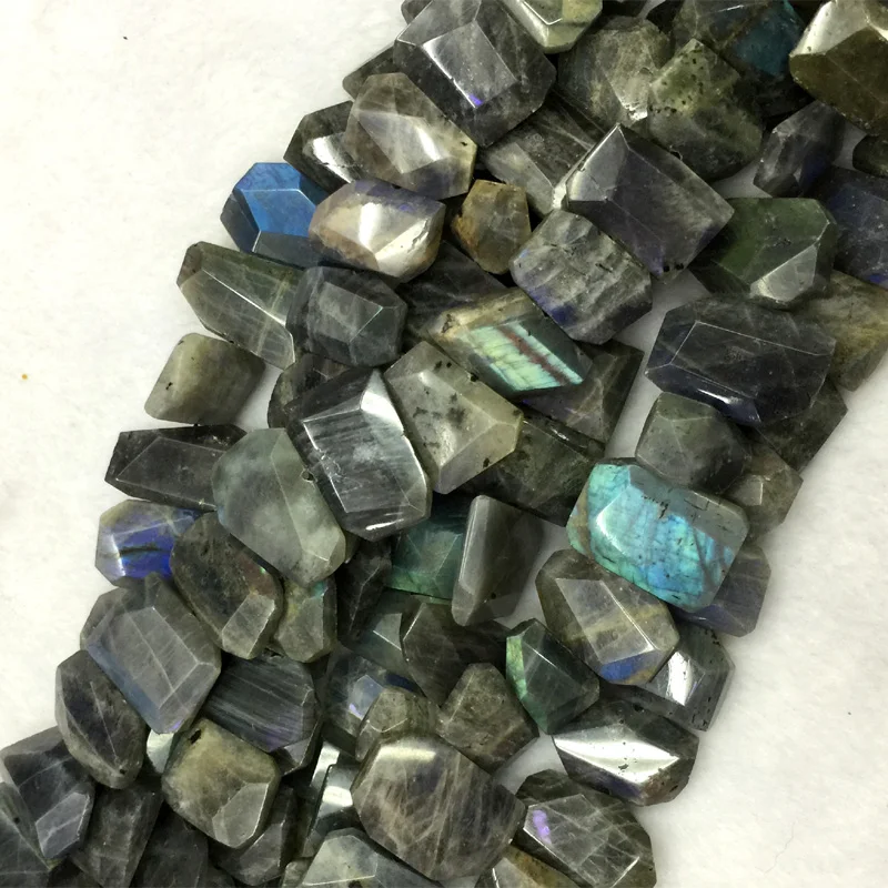 Wholesale Natural Genuine Gray Blue Light Labradorite Hand Cut Faceted Flat Nugget Free Form Loose Beads 15" 04243
Wholesale Natural Genuine Gray Blue Light Labradorite Hand Cut Faceted Flat Nugget Free Form Loose Beads 15" 04243