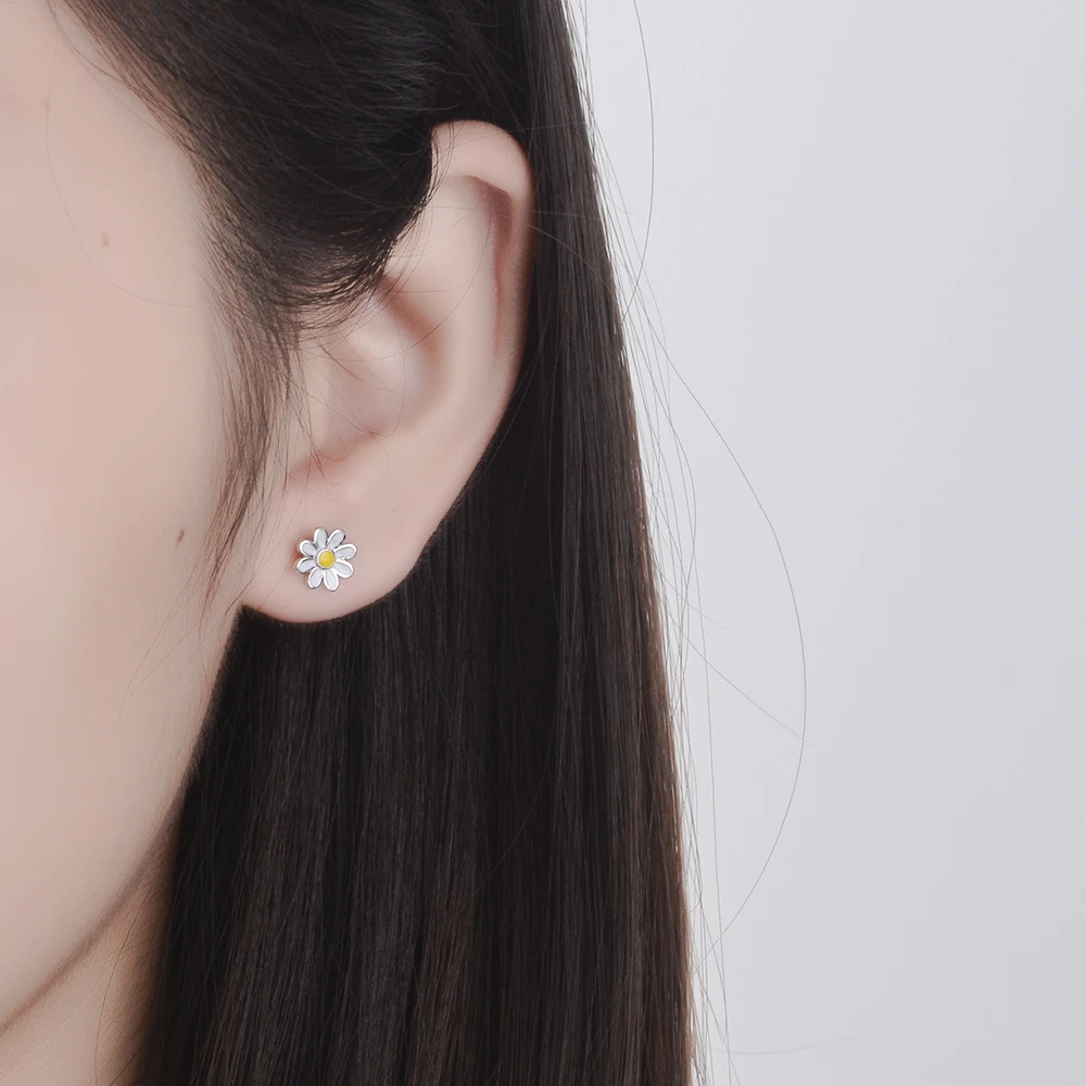 Todorova Cute Tiny Asymmetric Honey Bee Earrings Sun Flower Rhinestones Stud Earrings for Women Pendientes Jewelry Brincos
Todorova Cute Tiny Asymmetric Honey Bee Earrings Sun Flower Rhinestones Stud Earrings for Women Pendientes Jewelry Brincos