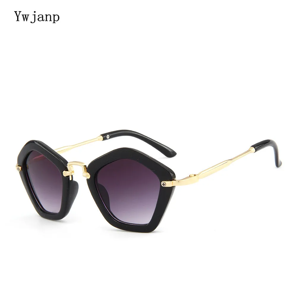 Ywjanp Brand Trendy Kids Sunglasses Polygon Children Boys Girls Sun Glasses Sun Shades Baby Glasses Eyeglasses Goggles UV400
Ywjanp Brand Trendy Kids Sunglasses Polygon Children Boys Girls Sun Glasses Sun Shades Baby Glasses Eyeglasses Goggles UV400