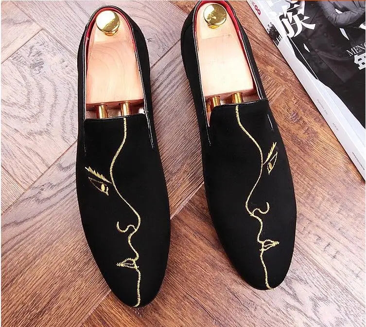 European station men shoes fashion pointed toe shoes all match retro casual shoes embossed soft leather Moccasin Gommino shoes
European station men shoes fashion pointed toe shoes all match retro casual shoes embossed soft leather Moccasin Gommino shoes