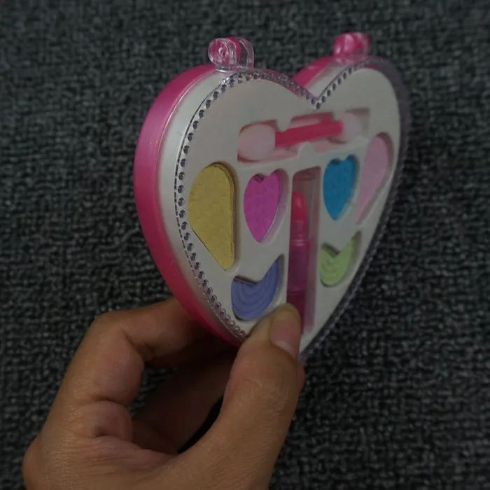 Girls Doll Accessories Princess Plastic Toy Make-up Cosmetics Tool Child Non-toxic Home Fun Girl Toys Children Birthday Party
Girls Doll Accessories Princess Plastic Toy Make-up Cosmetics Tool Child Non-toxic Home Fun Girl Toys Children Birthday Party