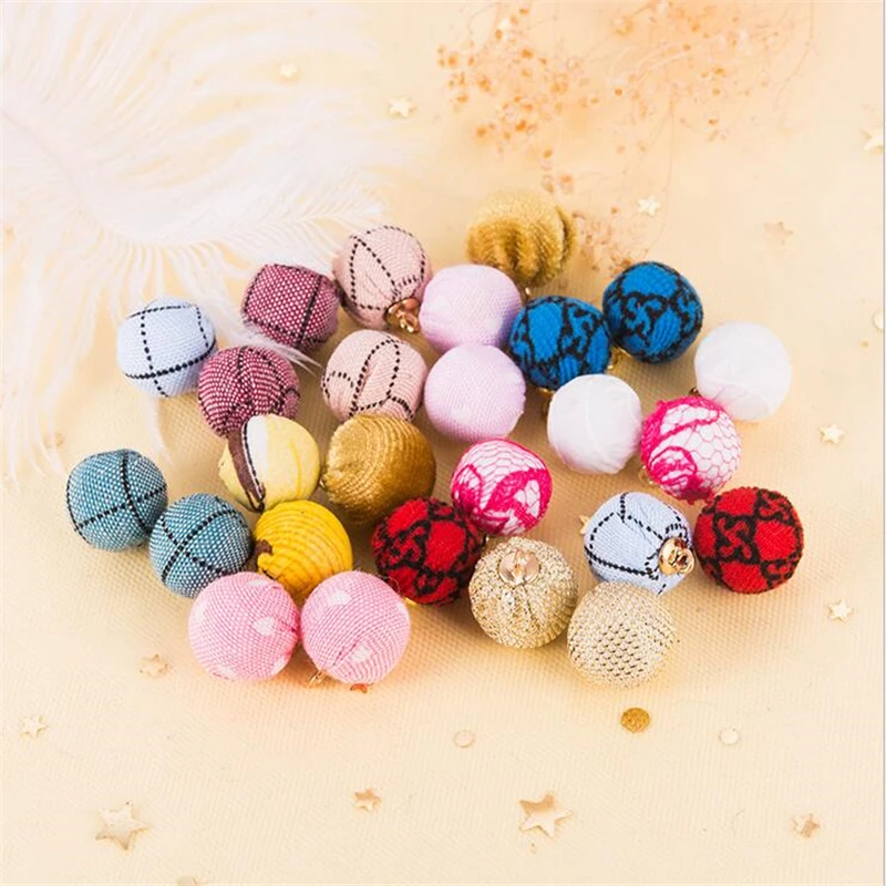 10pcs/lot HandCraft Velvet Cloth Round Ball Beads Charms Pendants For DIY Earrings Fashion Jewelry Making Material Accessories
10pcs/lot HandCraft Velvet Cloth Round Ball Beads Charms Pendants For DIY Earrings Fashion Jewelry Making Material Accessories