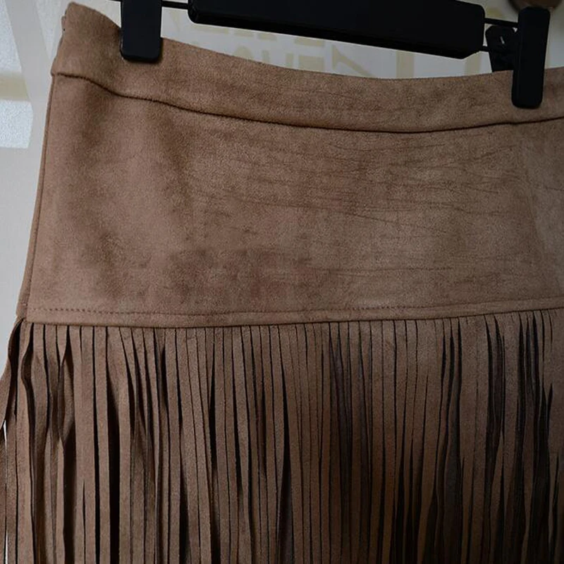 2021 New Street Punk Catwalk Fashion Autumn Winter Women Sexy Skirt Casual Tassel Fringe Vintage Hight Qulity Suede Velvet Skirt
2021 New Street Punk Catwalk Fashion Autumn Winter Women Sexy Skirt Casual Tassel Fringe Vintage Hight Qulity Suede Velvet Skirt