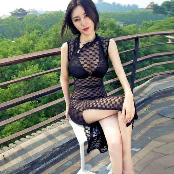 Ladies'sexy Lingerie, Sexy Lace, Butterfly, Cheongsam Uniform, Perspective Of Hip-wrapped Long Skirt Suit
Ladies'sexy Lingerie, Sexy Lace, Butterfly, Cheongsam Uniform, Perspective Of Hip-wrapped Long Skirt Suit