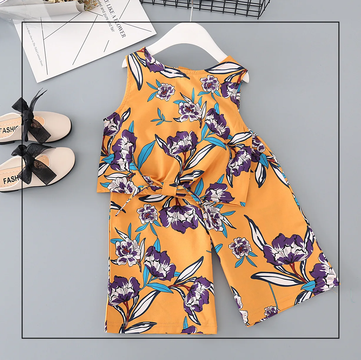 children's clothing 2018 new girls summer fashion floral suit sleeveless shirt + shorts two sets
children's clothing 2018 new girls summer fashion floral suit sleeveless shirt + shorts two sets