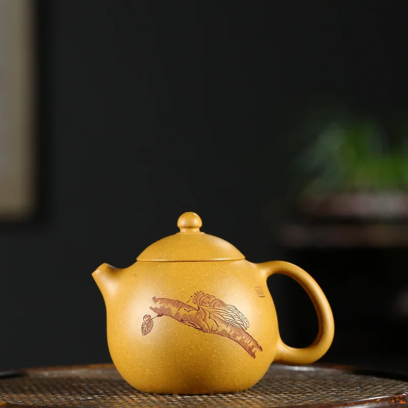 Yixing recommended all hand undressed ore gold period of mud dragon egg pot of tea pot of kung fu tea tea wholesale
Yixing recommended all hand undressed ore gold period of mud dragon egg pot of tea pot of kung fu tea tea wholesale